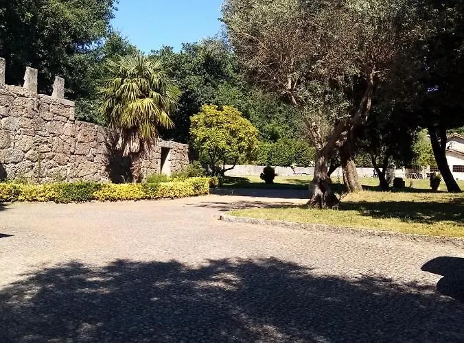 Quinta Do Carvalho - Nature 吉马良斯