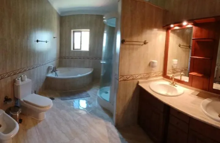 Gasthuis Quinta Do Carvalho - Nature Guimarães